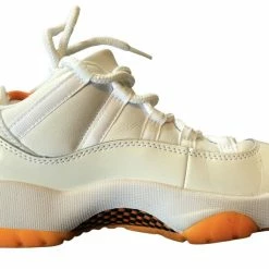 Iconsofboxing.com TOP FIGHTERS Amanda Serrano Signed Autographed Fight Vs Taylor Worn Sneakers Left Only.