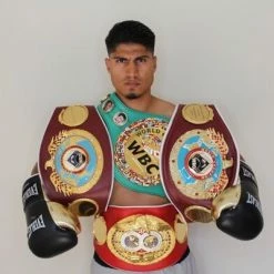 Iconsofboxing.com BOXING MEMORABILIA Mikey Garcia Autographed Reyes Yellow Boxing Glove In Black Signature
