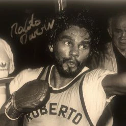Iconsofboxing.com Roberto Duran Autographed Signed Boxing 8x10 Training Photo TOP FIGHTERS