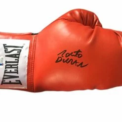 Iconsofboxing.com Roberto Duran Signed Everlast Boxing Glove (Beckett COA) BOXING MEMORABILIA