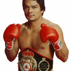 Iconsofboxing.com BOXING MEMORABILIA Boxer Roberto Duran Autographed Sports Illustrated Magazine In Blue Signature, Beckett