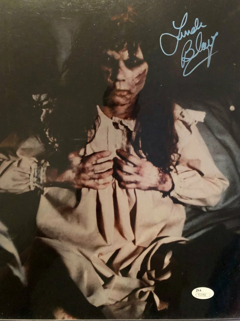 Iconsofboxing.com Linda Blair The Exorcist Signed Autographed 11 X 14 Photo JSA