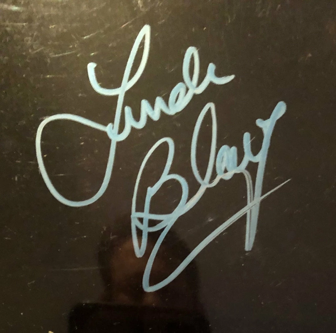 Iconsofboxing.com Linda Blair The Exorcist Signed Autographed 11 X 14 Photo JSA