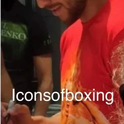 Iconsofboxing.com Vasyl Lomachenko New Rare Autographed Everlast Red Boxing Glove In Black Signature TOP FIGHTERS