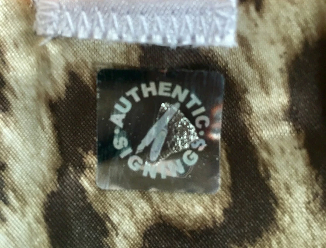 Iconsofboxing.com Autographed Jake LaMotta "The Ragging Bull" Leopard Skin Custom Print Boxing Robe BOXING MEMORABILIA