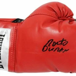 Iconsofboxing.com Roberto Duran Signed Everlast Boxing Glove (Beckett COA)